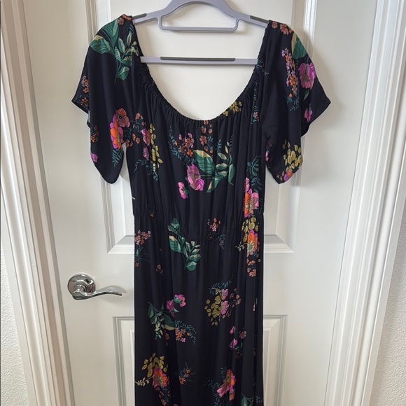 Lovestitch Off-Shoulder Black/Floral Maxi Slit Dress - Picture 7 of 7